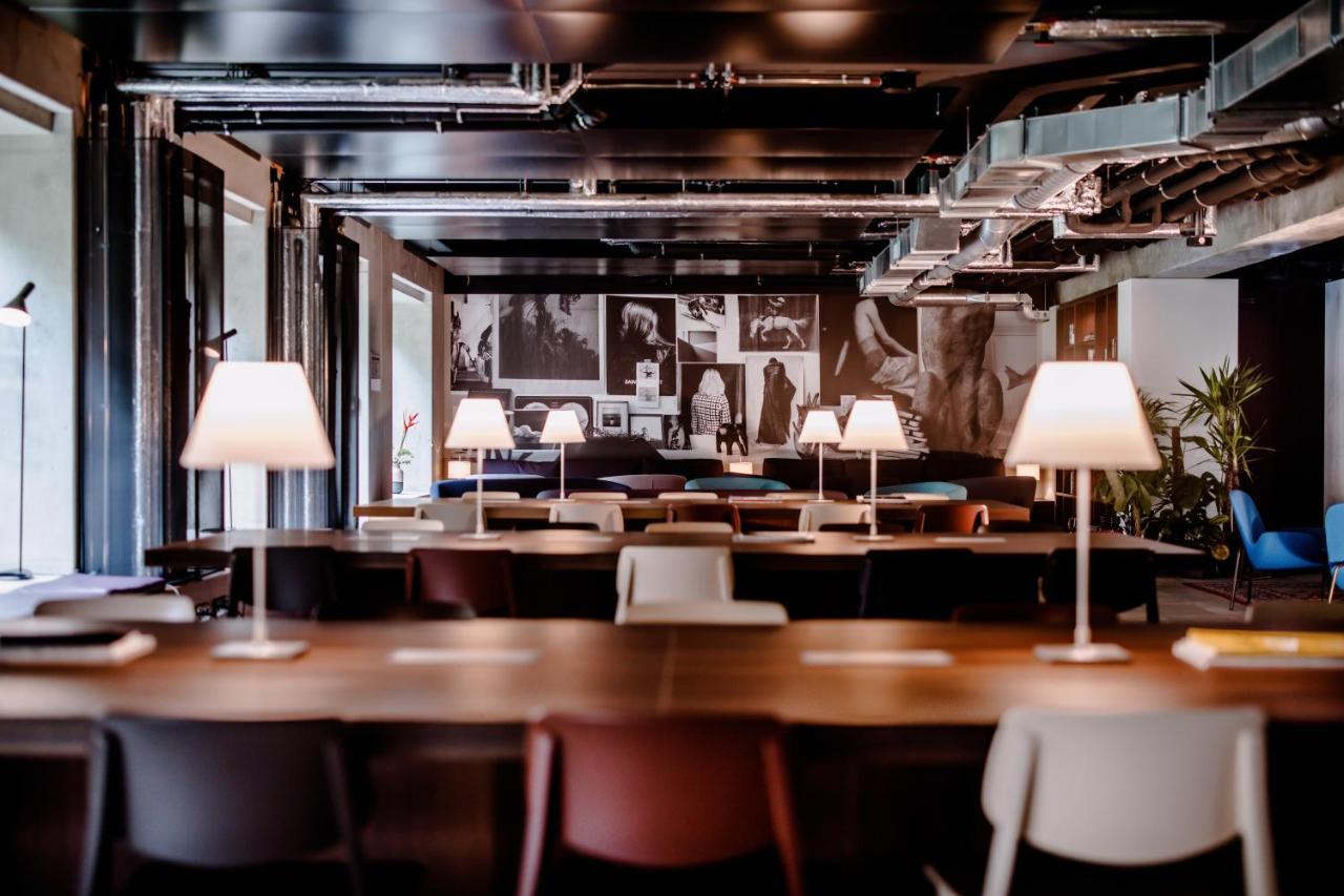 The Flag West M. Hotel Frankfurt am Main Bagian luar foto